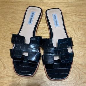 Steve Madden Slides